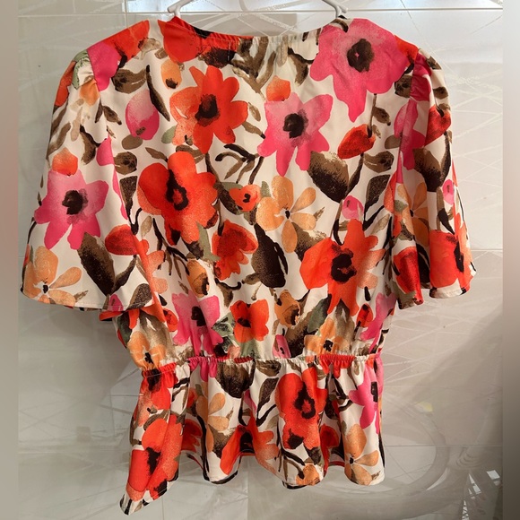 Alice Blue Ruffled Blouse🌺 - Picture 4 of 6